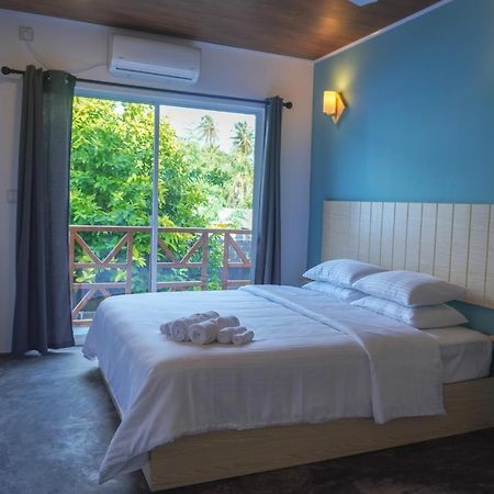 The Zen Den Hotel Thulusdhoo Buitenkant foto