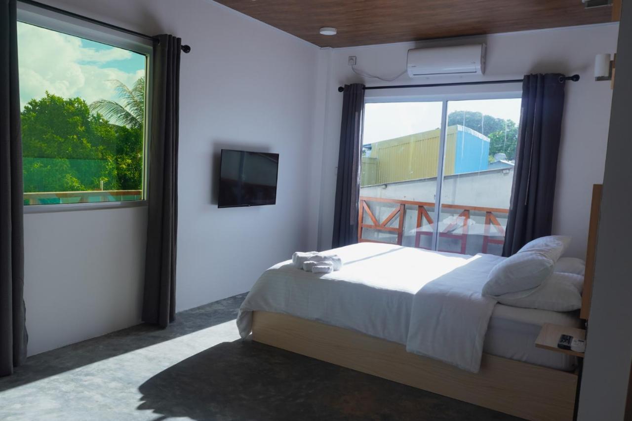 The Zen Den Hotel Thulusdhoo Buitenkant foto