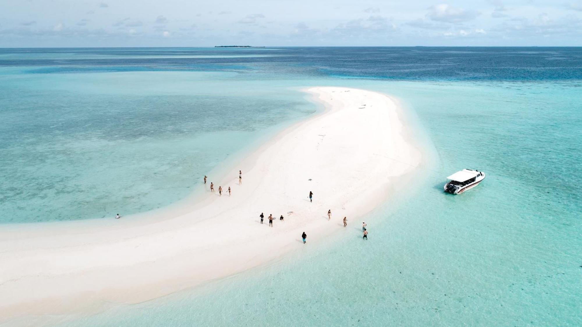 The Zen Den Hotel Thulusdhoo Buitenkant foto