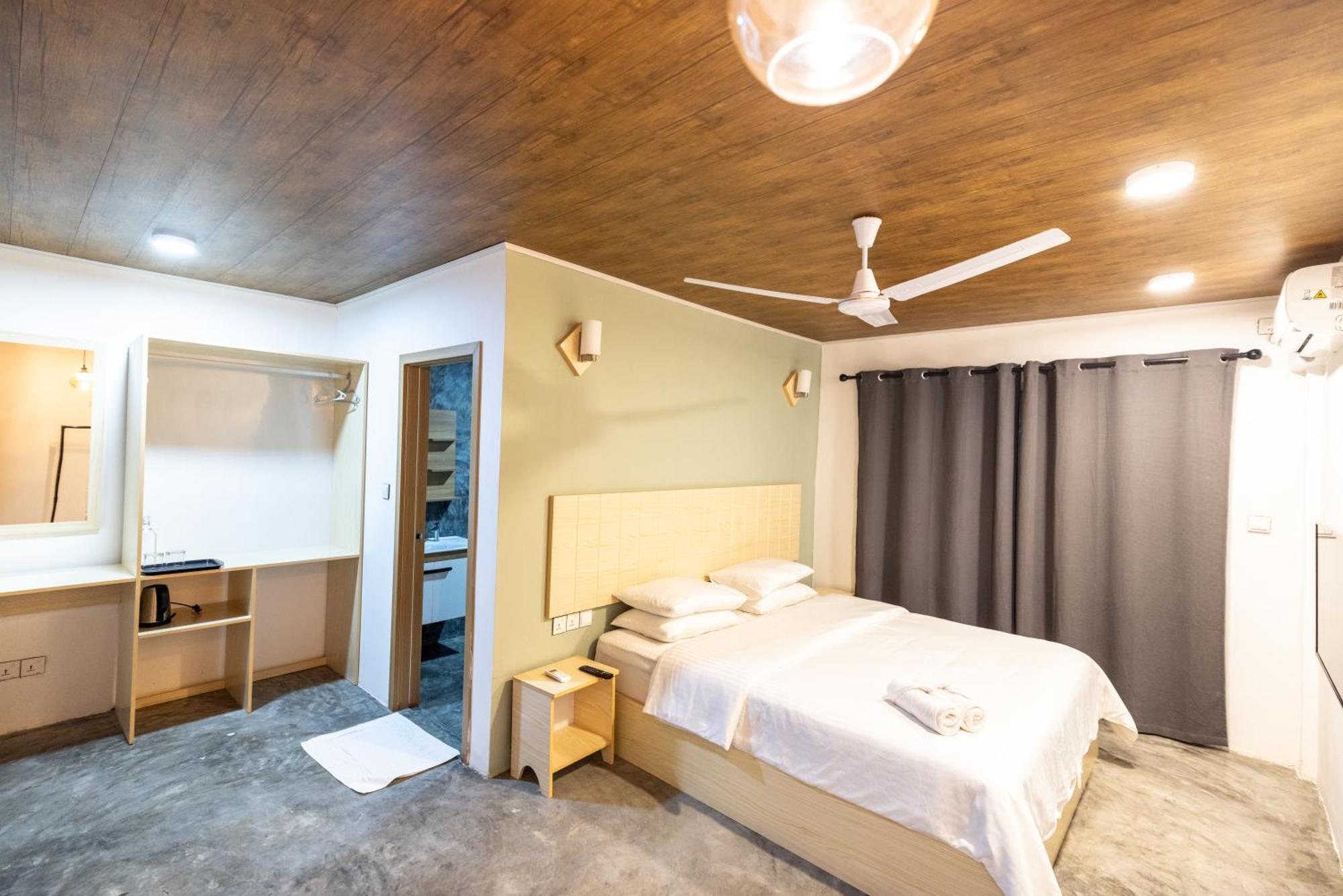 The Zen Den Hotel Thulusdhoo Buitenkant foto