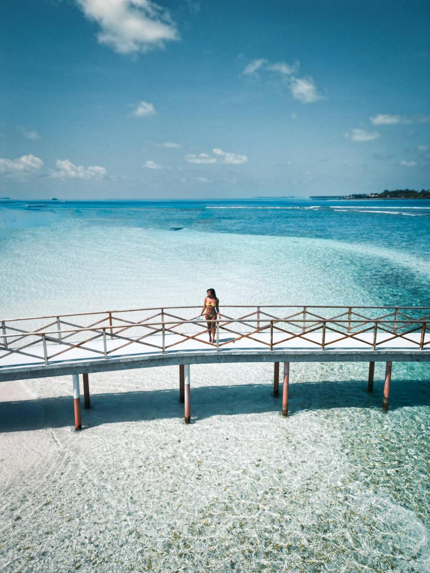 The Zen Den Hotel Thulusdhoo Buitenkant foto